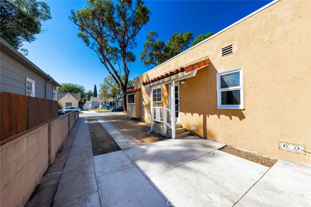 522 S Indiana Street