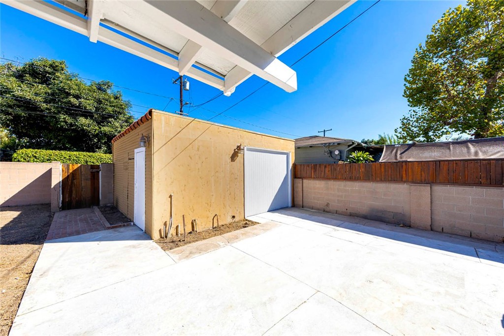 522 S Indiana Street