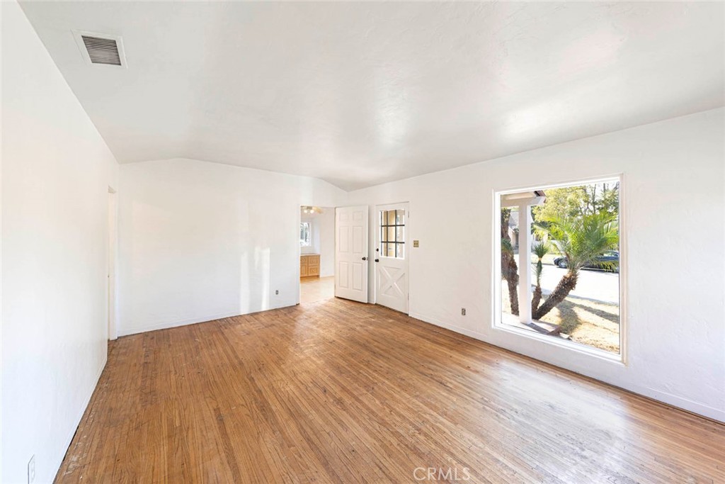 522 S Indiana Street