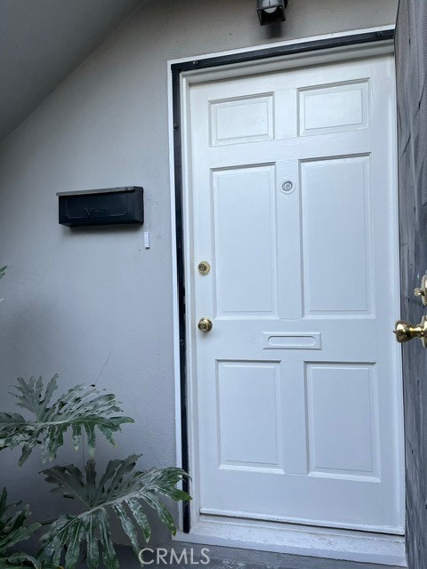 5143 E East Carson Street