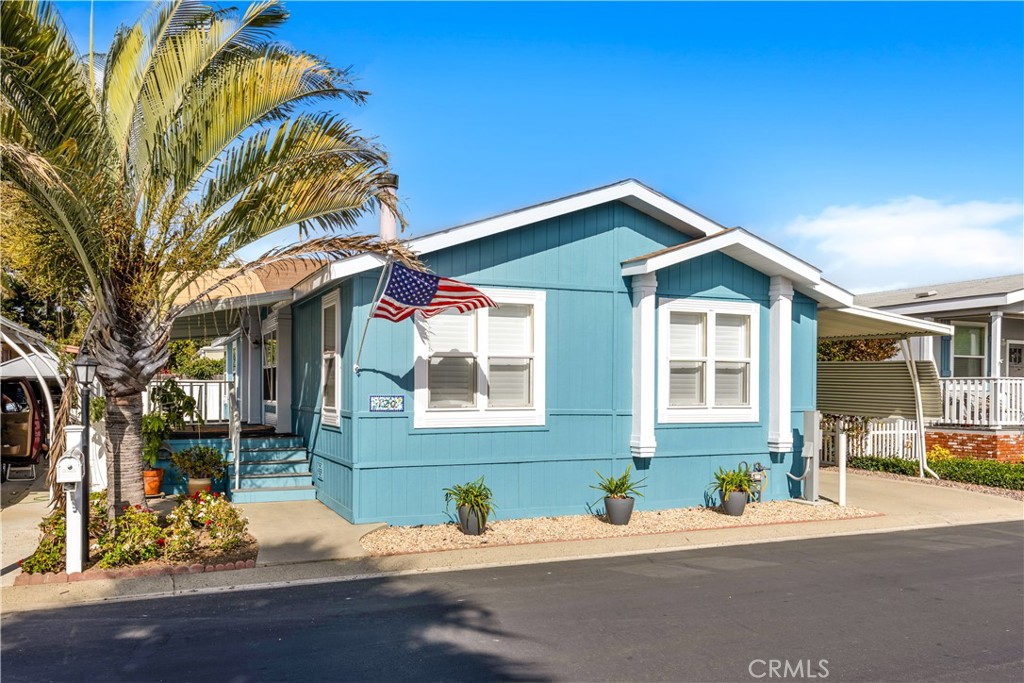 32302 Alipaz Street 120