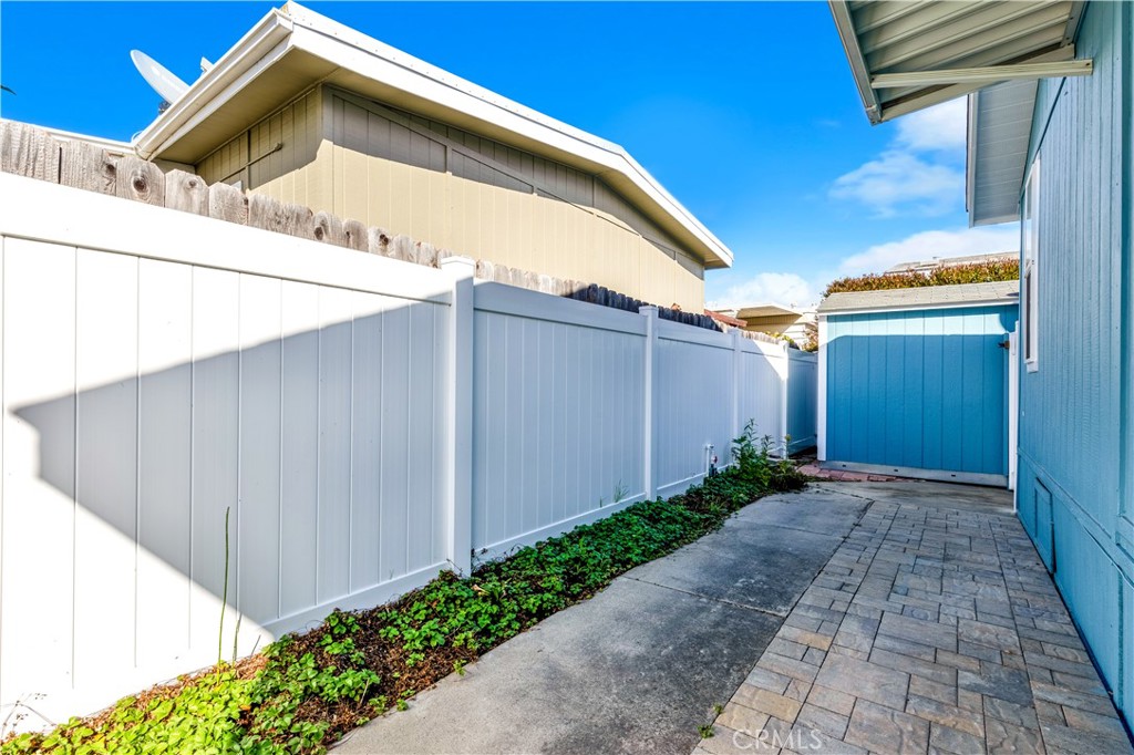 32302 Alipaz Street 120