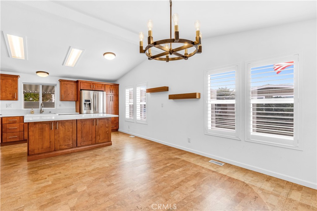 32302 Alipaz Street 120