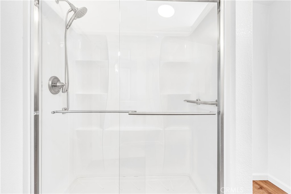 32302 Alipaz Street 120