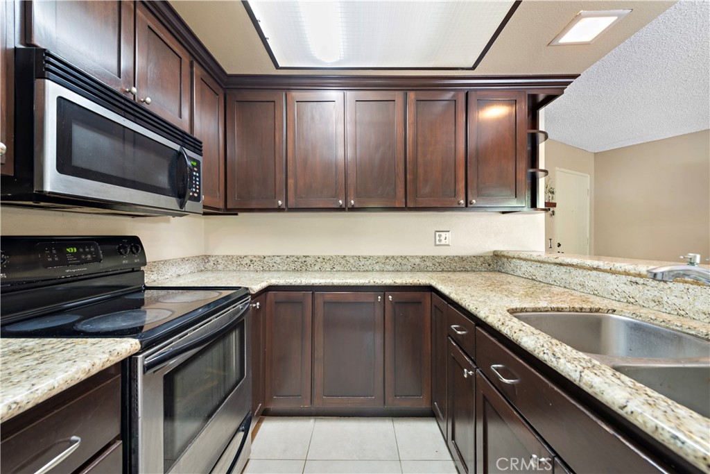 2729 Pine Creek Circle