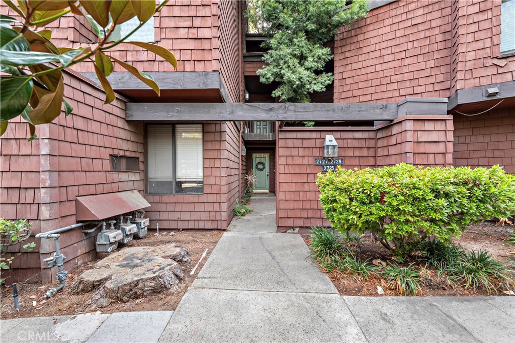 2729 Pine Creek Circle