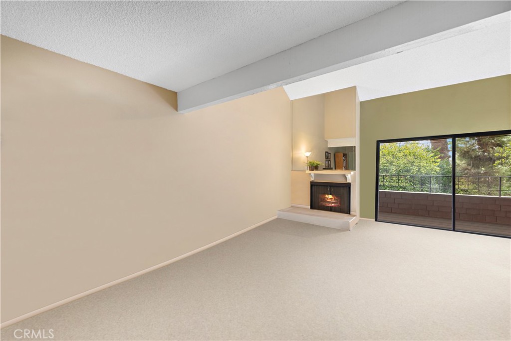 2729 Pine Creek Circle