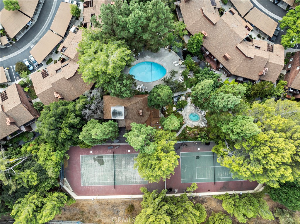 2729 Pine Creek Circle