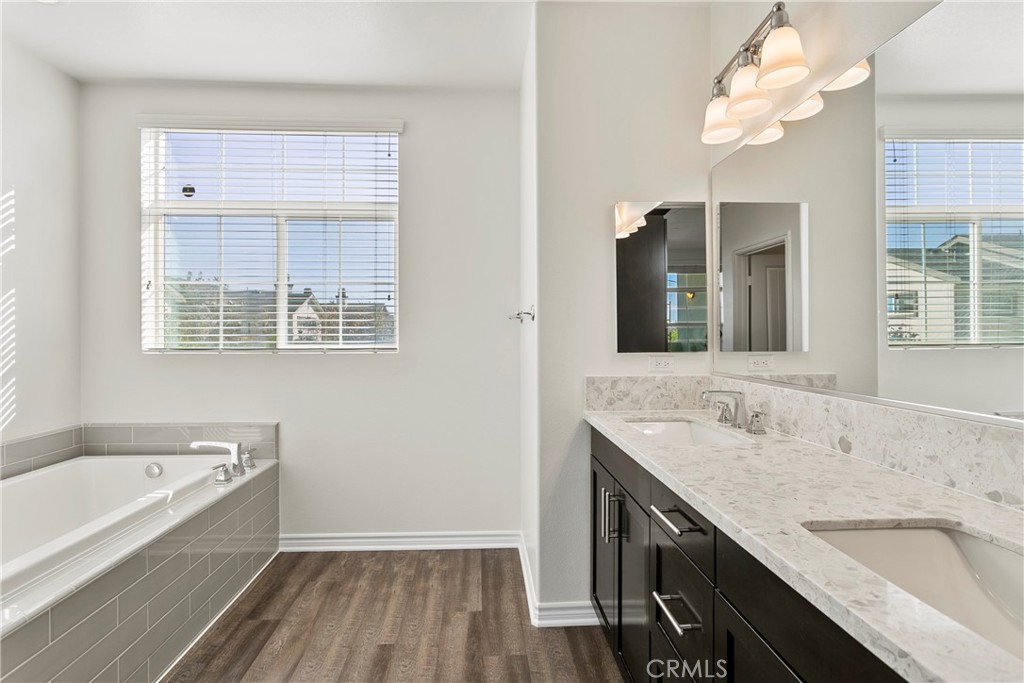 626 Seabright Circle