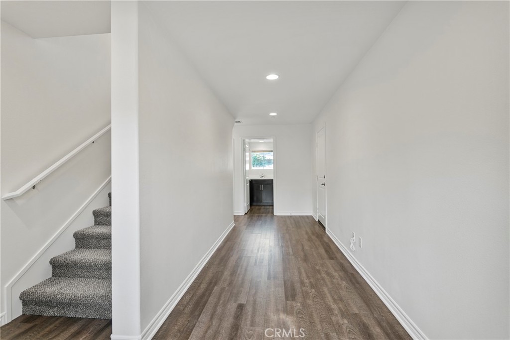 626 Seabright Circle