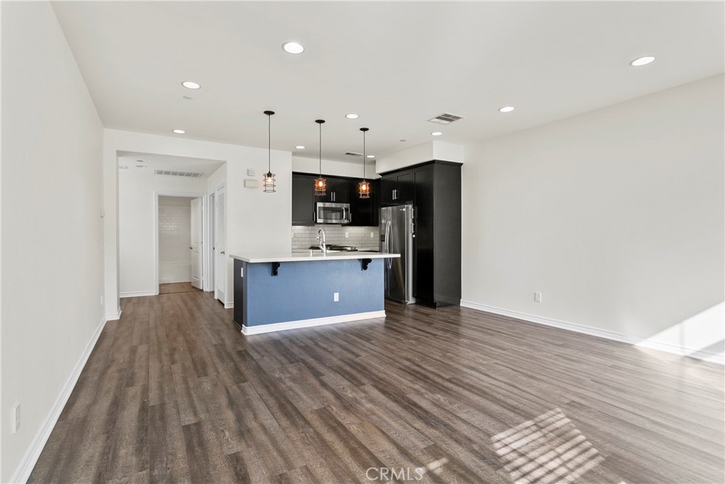 626 Seabright Circle