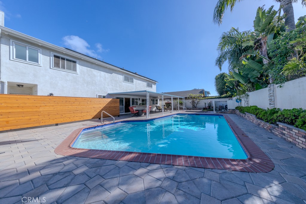 20201 Imperial Cove Lane