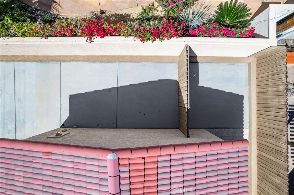 54985 Avenida Carranza