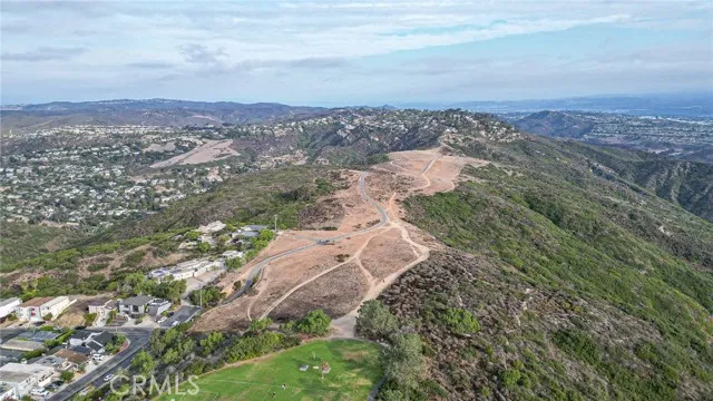 875 Santa Ana Street