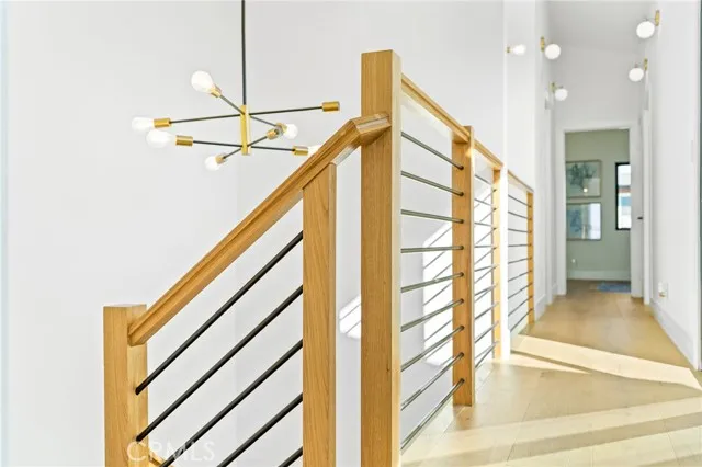 875 Santa Ana Street