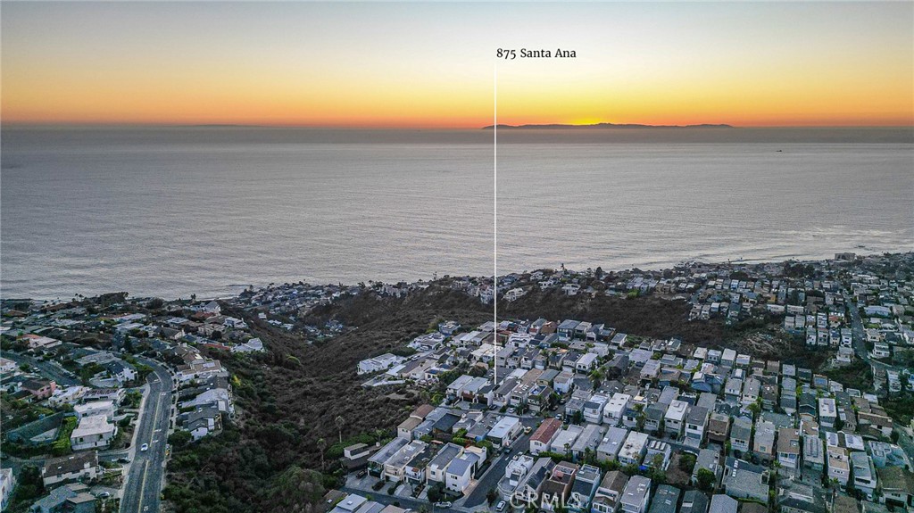 875 Santa Ana Street