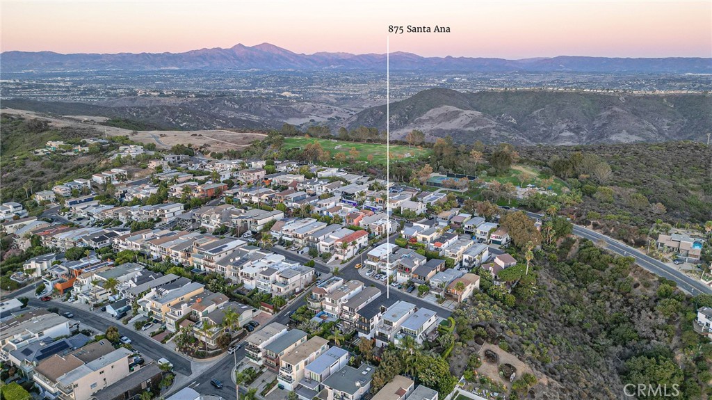 875 Santa Ana Street