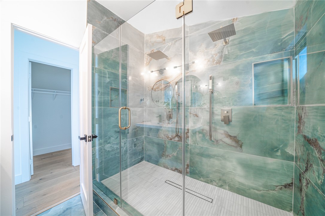 875 Santa Ana Street