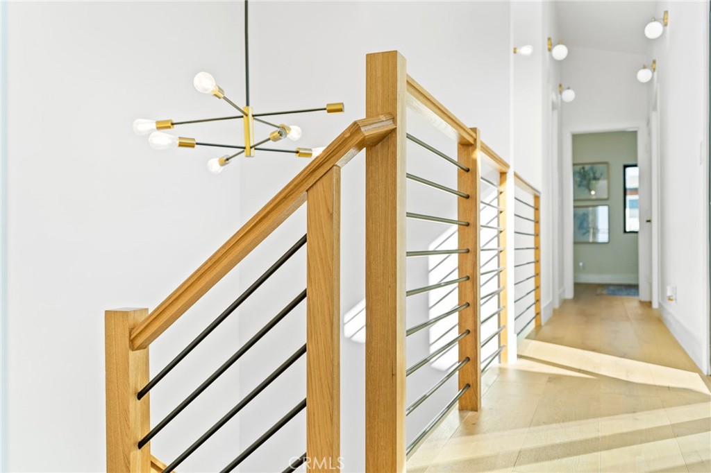 875 Santa Ana Street