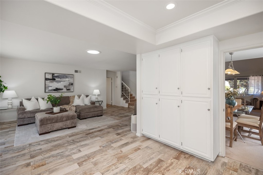 26916 La Sierra Drive