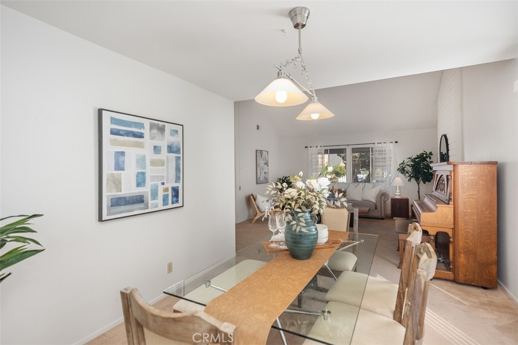 26916 La Sierra Drive