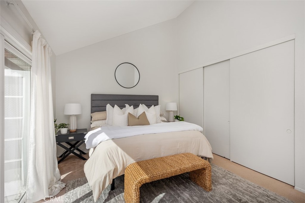 26916 La Sierra Drive