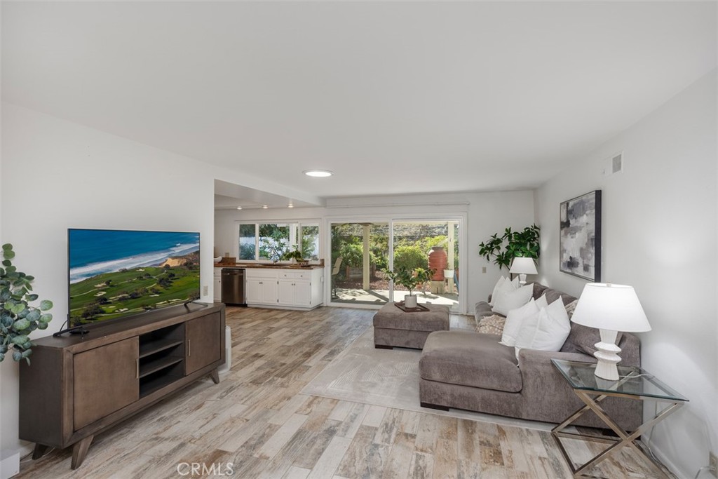 26916 La Sierra Drive