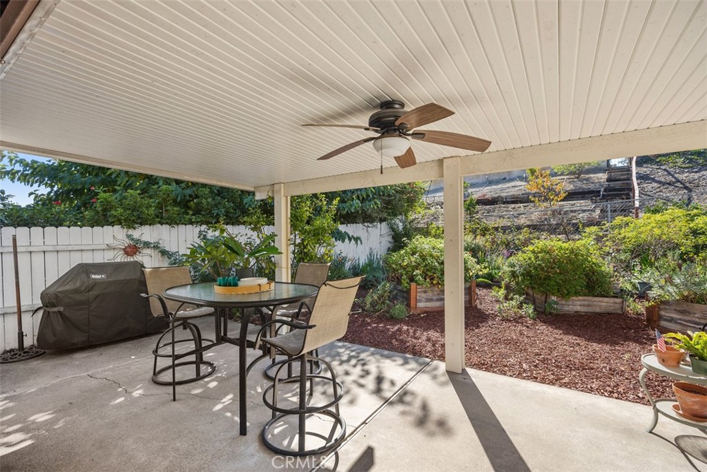 26916 La Sierra Drive