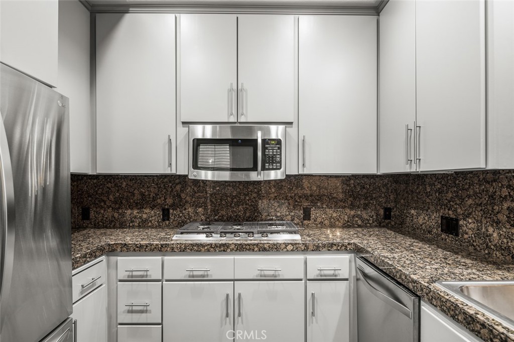 34132 Ruby Lantern Street