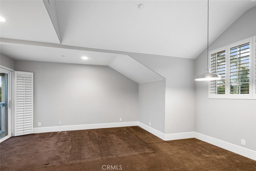 34132 Ruby Lantern Street