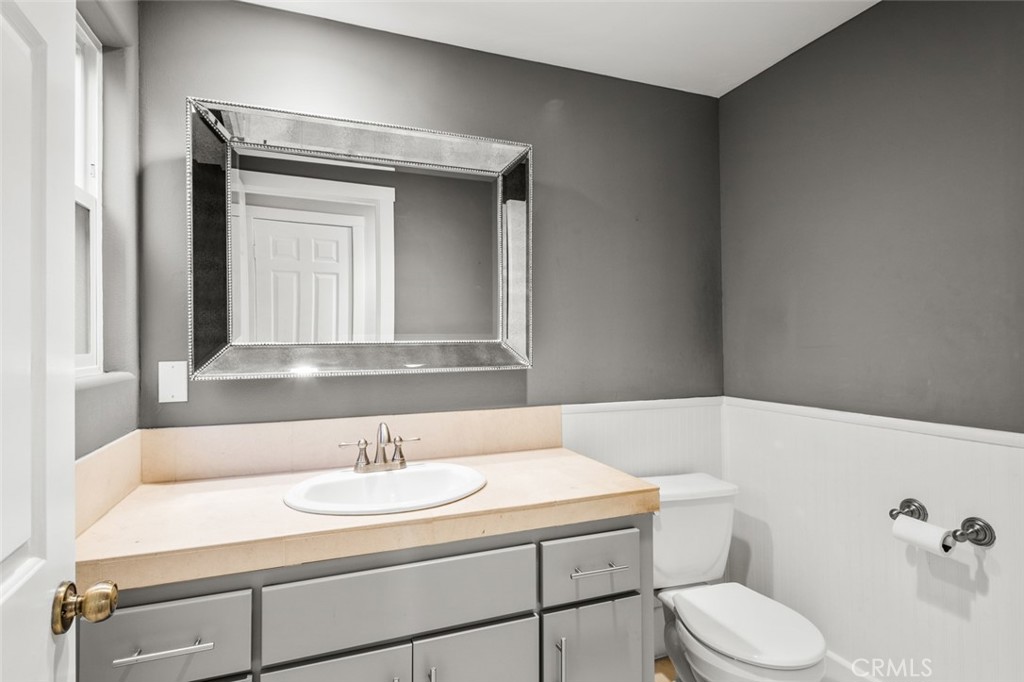 34132 Ruby Lantern Street