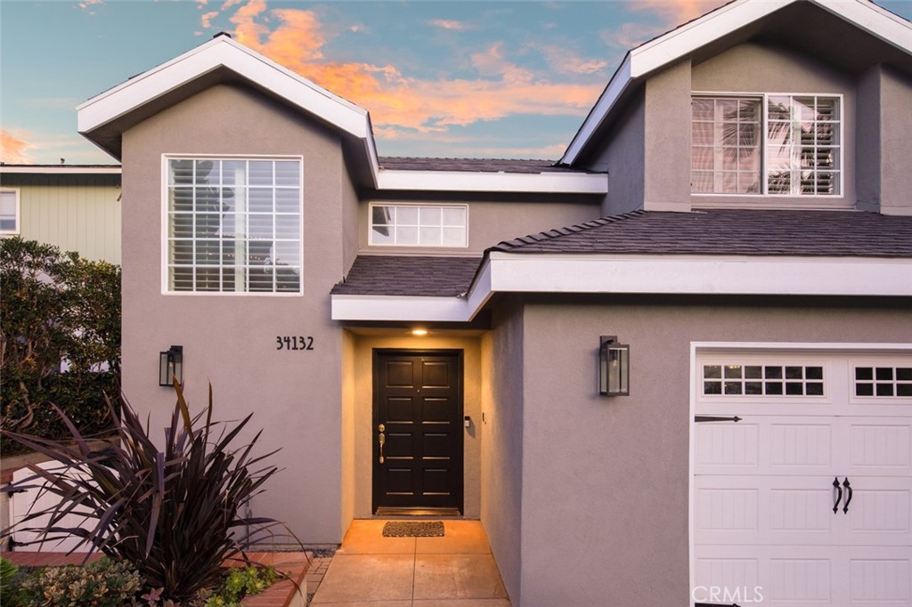 34132 Ruby Lantern Street