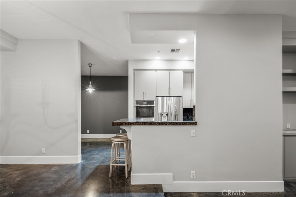 34132 Ruby Lantern Street