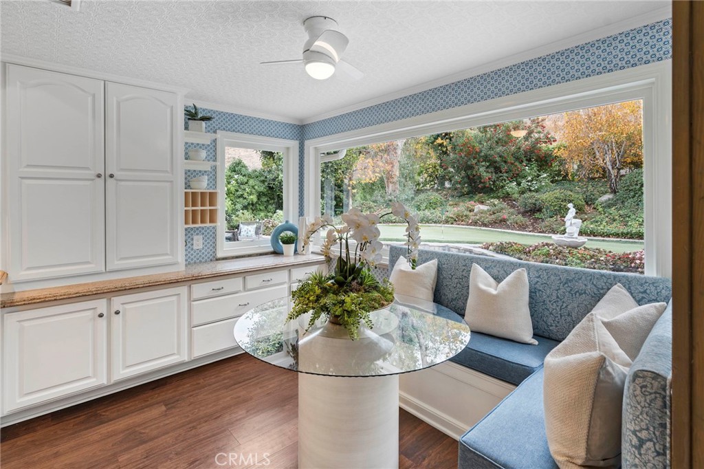 5922 E Bunker Hill Avenue