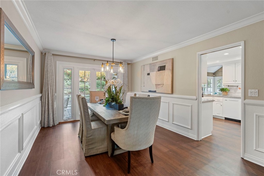 5922 E Bunker Hill Avenue