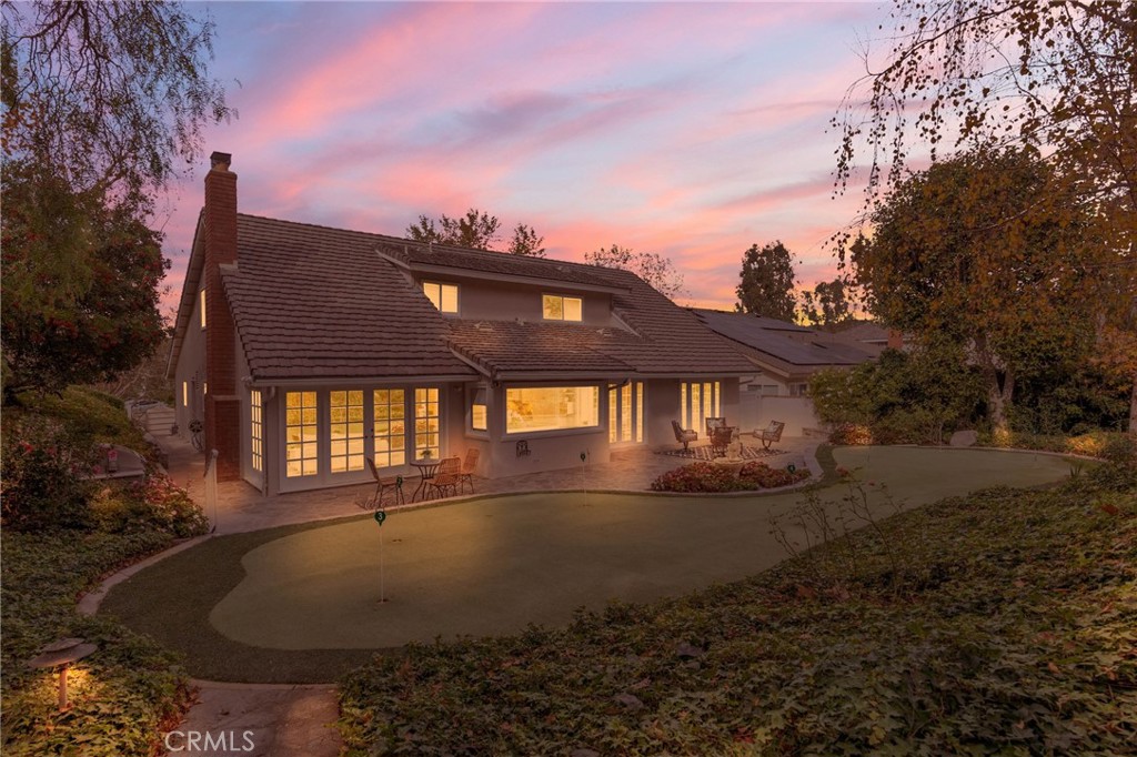 5922 E Bunker Hill Avenue