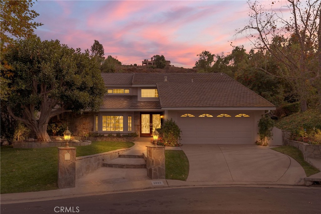 5922 E Bunker Hill Avenue