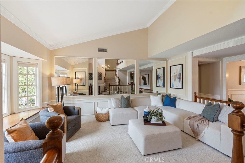 5922 E Bunker Hill Avenue