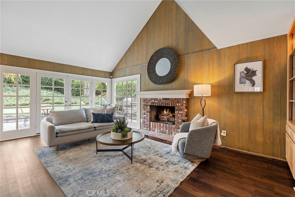 5922 E Bunker Hill Avenue