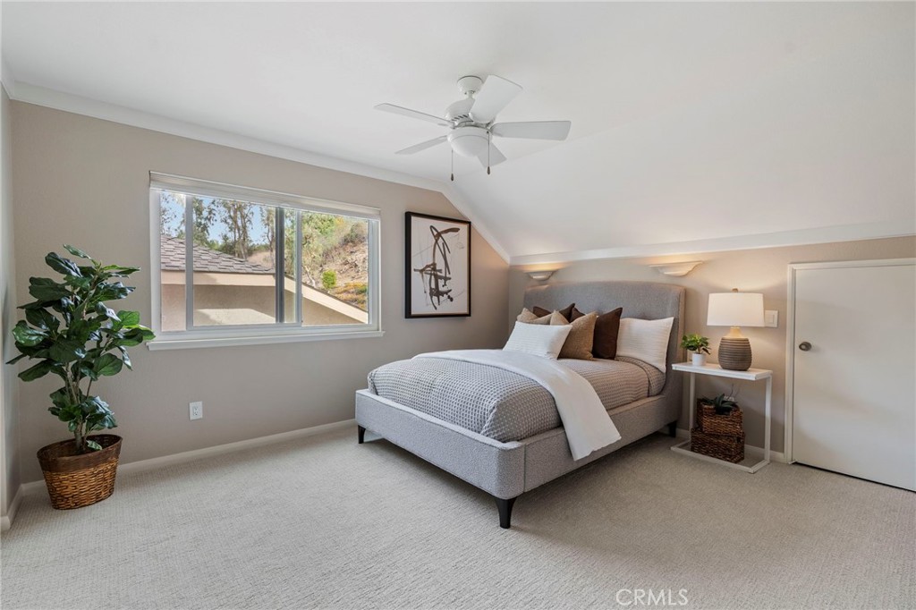 5922 E Bunker Hill Avenue