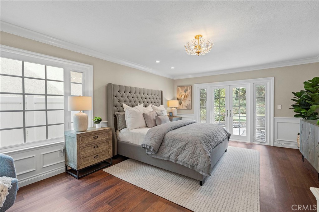 5922 E Bunker Hill Avenue