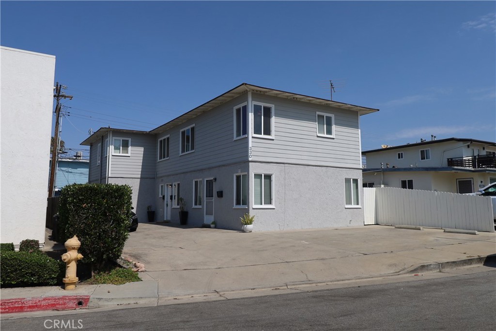 330 Avenida Cabrillo 2
