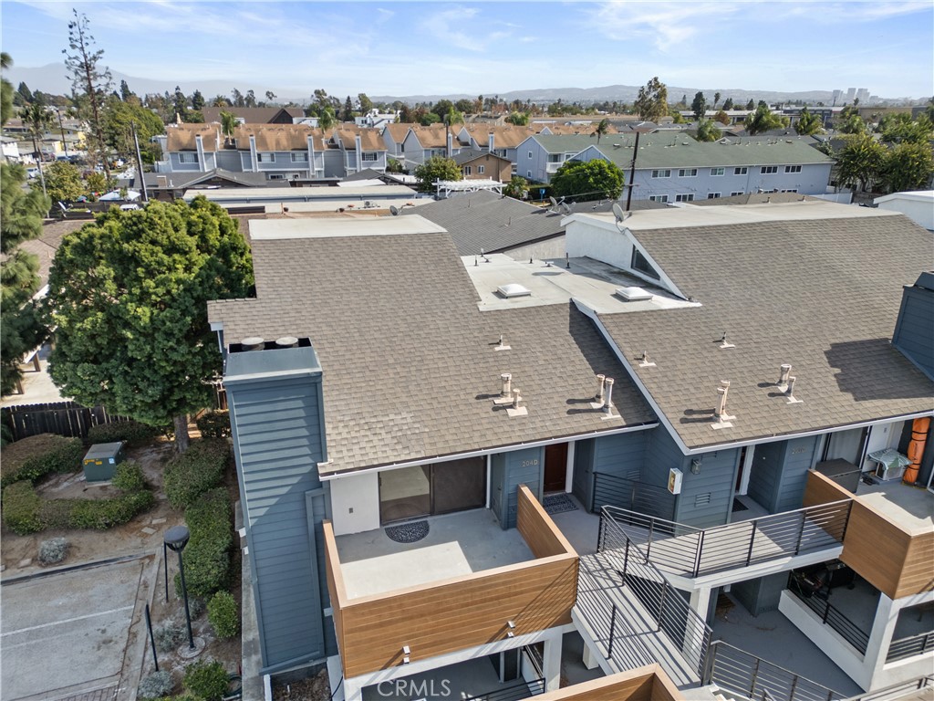 345 Avocado Street 204D