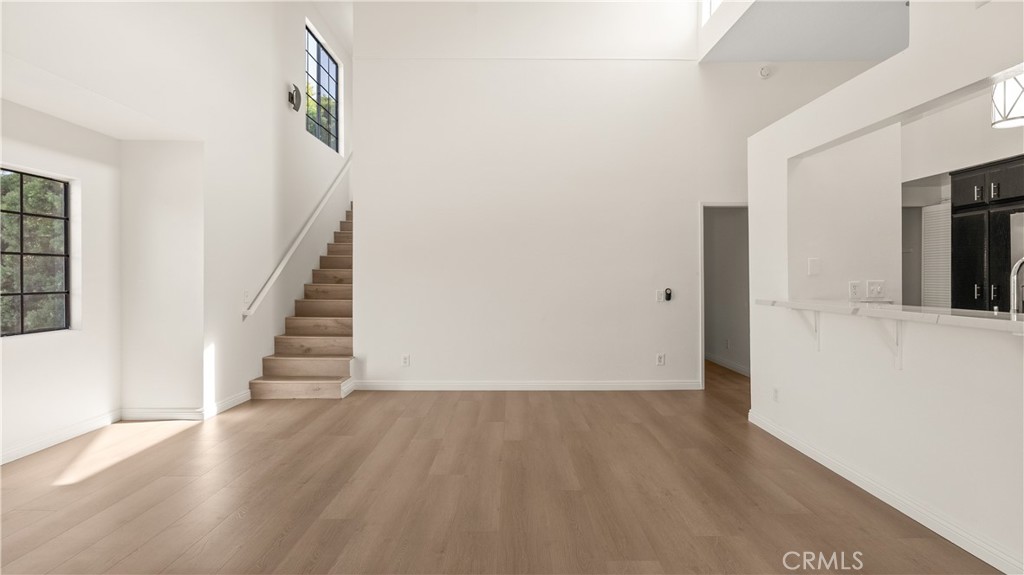 345 Avocado Street 204D