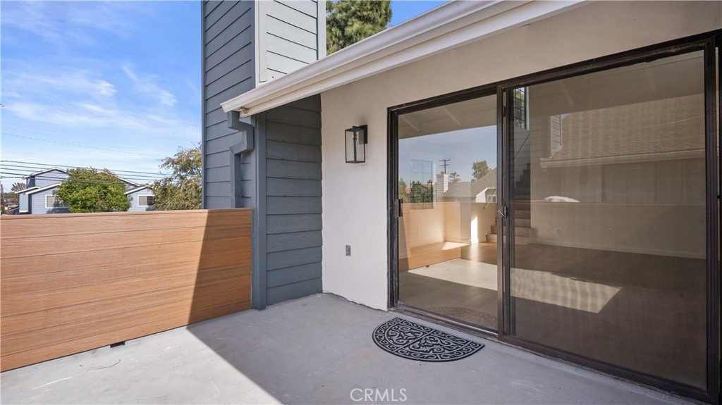 345 Avocado Street 204D