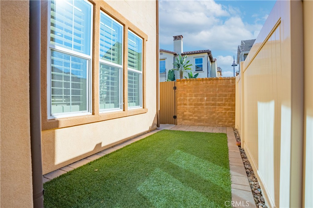 1 Lavanda Street