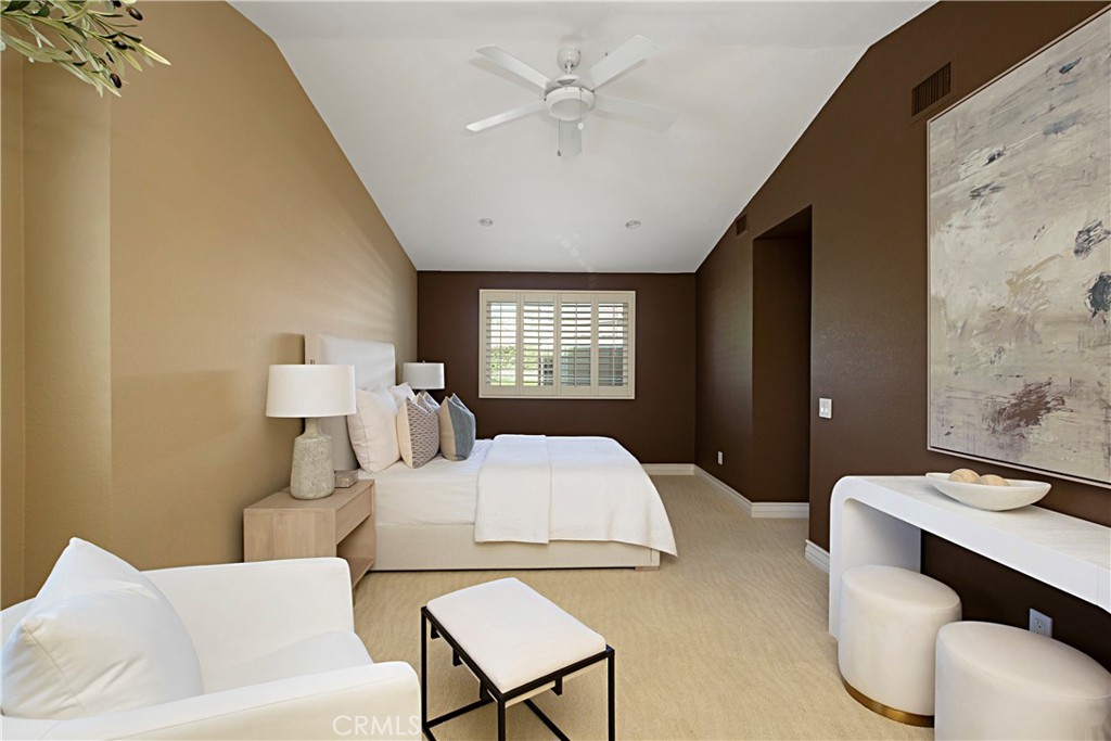 5710 Via Del Potrero