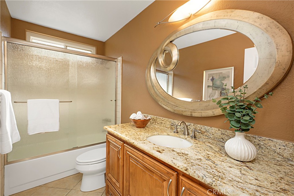 5710 Via Del Potrero