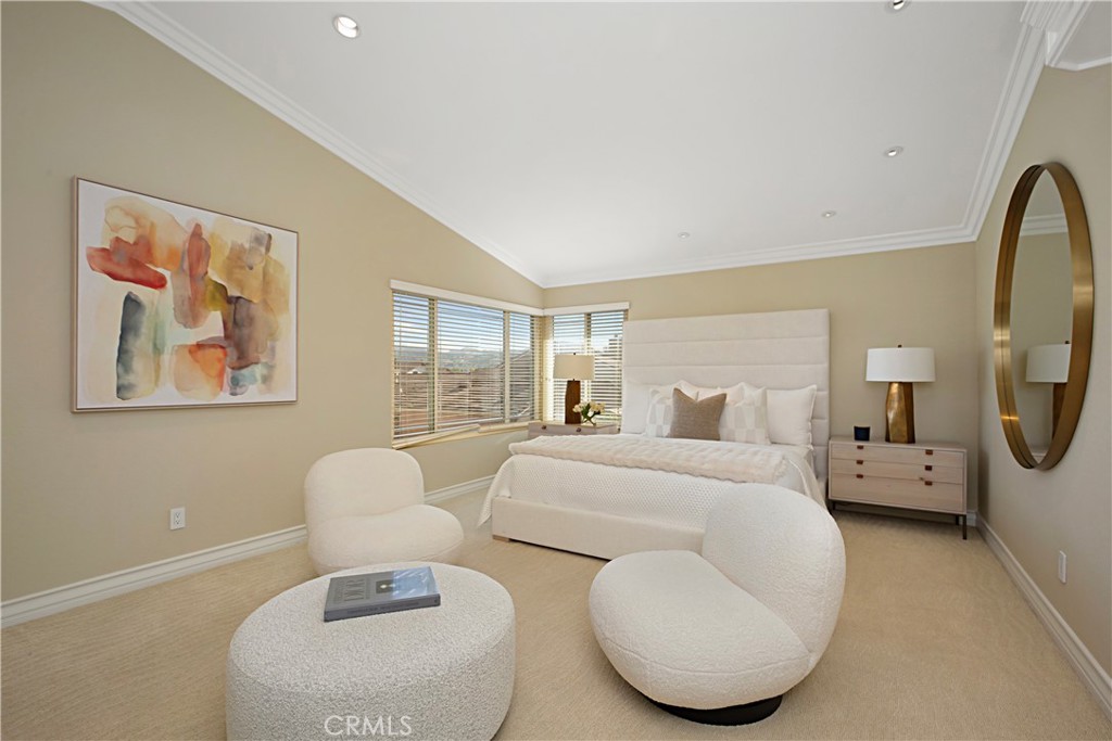 5710 Via Del Potrero