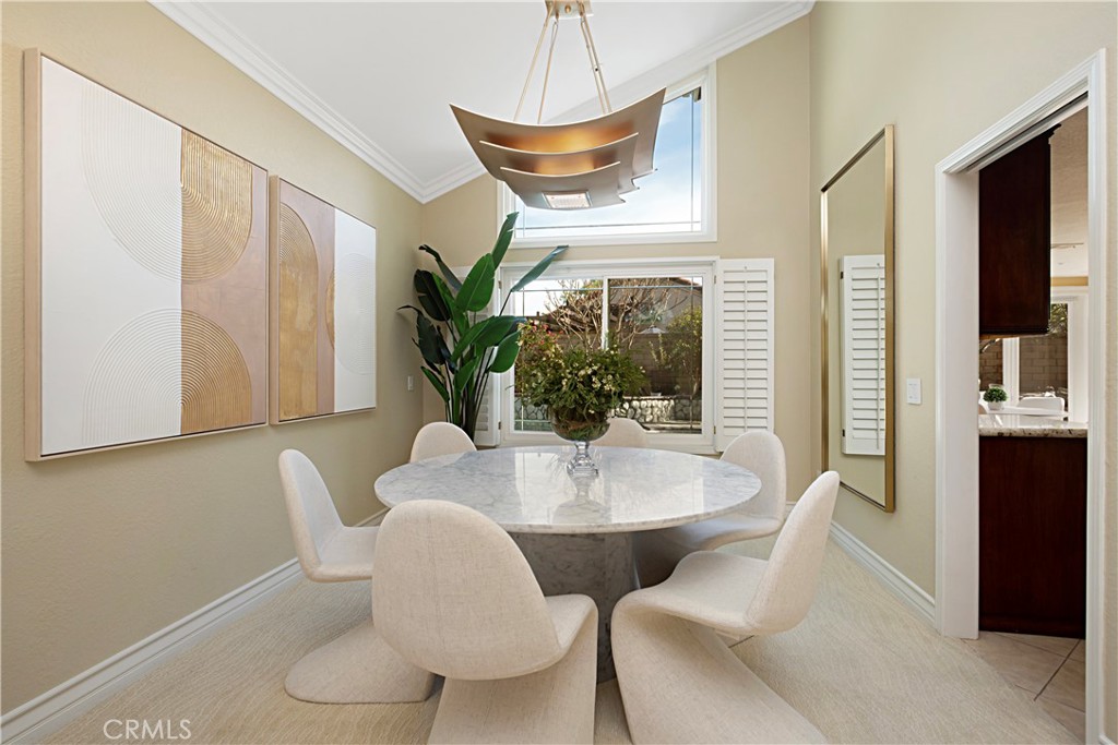 5710 Via Del Potrero